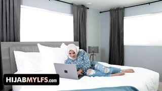 Arab Milf Jazmine Cruz Gets Her Juicy Pussy Eaten And Drilled By Tough Tattooed Guy - Hijab Mylfs
