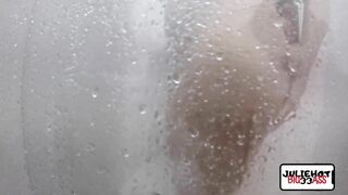 filming hidden hottie in the bath made the cameraman cum