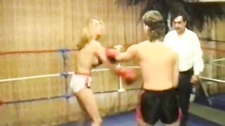 BKFB-01 Claudia vs Robin boxing topless