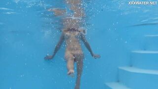 Emily Ross sexy milf underwater nude erotics