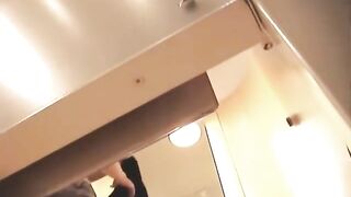 Hidden cam girl in changing room sexy booty and boobs