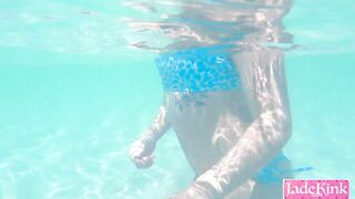 Couple on vacation public fuck at the beach underwater creampie