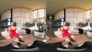 Curvy Babe Valentina Nappi Fucks During Interview VR Porn