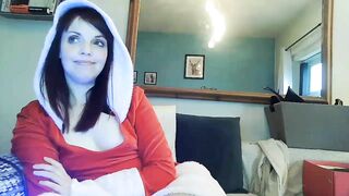 Ms Claus Blows U Cam Show