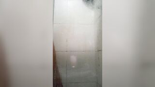 Hottie masturbating in the bathroom all wet Hottie masturbating in the bathroom, all wet