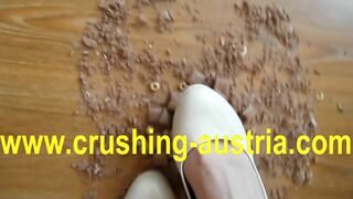 heel crushing