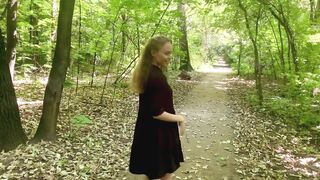 Fucked a hot wife in the park and cum on her face