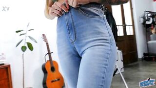 Huge Ass Busty Babe Wearing Very Tight Jeans!