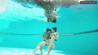 Group sex underwater with Eva Sasalka