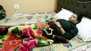 Indian Hot girl fucked by Hotel Service boy! Stranger Sex