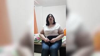 Palmiragordi. Hot and very slutty mature fucking something very fat