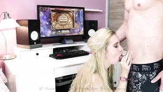 GAMER GIRL beats you in Hearthstone while getting fucked!