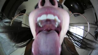 Giantess Mouth and Feet