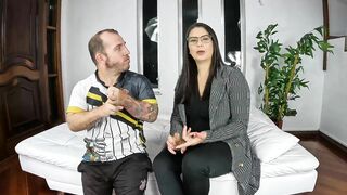 Vania Salvaley Massagem tântrica e cursos no Espaco Salvaley