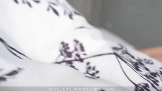 Did you cum in stepmom's mouth? Step son unexpected shares bed with step mom - Kisscat