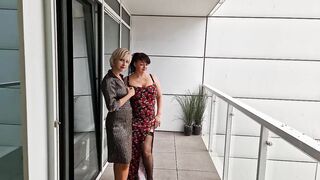 Lesbian sex adventure with DevonBreeze