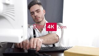 Slim4K - First vibrator then double penetration