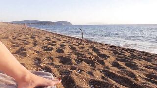 Fisting and squirting on nudist public beach for all to see