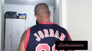 INTERRACIAL CROWN WON A HUGE BLACK PIKA FROM HIS ROLUDO MALE FOR BIRTHDAY AND EATED HIS COMPLETE ASS ON XVIDEOS RED
