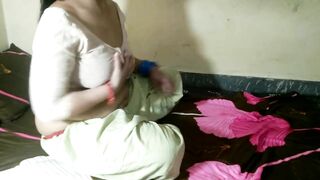 Bhabhi Anal pornostar fucked Doggy anal,deepthroat homemade dirty talk hindi voice.