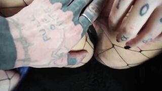 Quarantine : fucked in FASE 3 - Totally tattoo boy fuck rough your little hentai girl