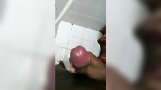 Mi cuñado me manda video que rica su verga llena de lechera