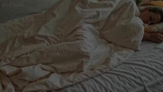 Real amateur couple morning sex - husband wakes up wife when he starts fuck her wet and slippery hole