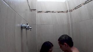 I come several times while my boyfriend fucks me when I'm taking a bath