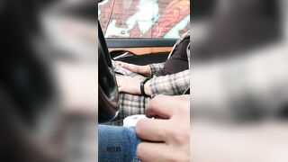 Girlfriend jerks off in the car