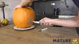 MATURE4K. Mature woman makes it with stepson on occasion of Halloween