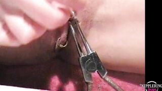 nippleringlover self piercing my pussy lips & inserting labia rings - vintage pussy piercing video