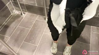 Sex with an 18yo teen in a public toilet at the mall!