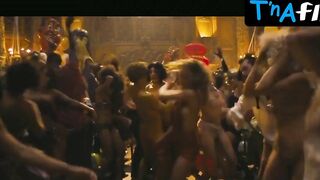 Margot Robbie Sexy Scene in Babylon