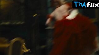 Margot Robbie Butt, Breasts Scene in Suicide Squad