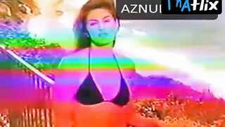 Cindy Crawford Bikini Scene in House Of Style