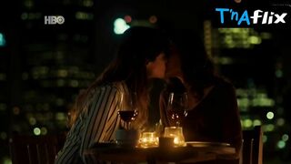 Arieta Correa Lesbian Scene in The Secret Life Of Couples