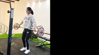 Smriti Mandhana Sexy Scene in Women Sports Person Hot