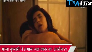 Karishma Tanna Sexy Scene in Guilty Minds