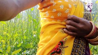 Indian outdoor milk sex Beauty ne khet me jakar maja Kiya