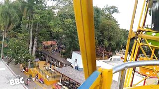 I gave him a blowjob in the ferris wheel