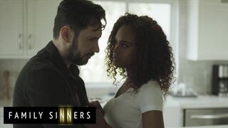 (Scarlit Scandal) Persuades (Tommy Pistol) To Show Her How Talented He Is - Family Sinners