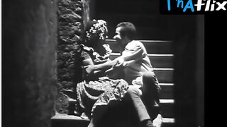 Hala Fakher Sexy Scene in Oghneya Ala Al-Mamar