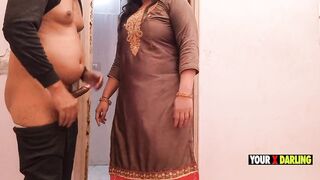 Punjabi Jatti caught bihari masturbate in her bathroom and punish him
