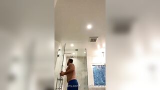 Manuel Ferrara Big dick shower