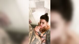 Amateur Shower Deepthroat BJ