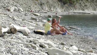 Travel - a blogger met a nudist. Public blowjob on the beach in Bulgaria. RoleplaysCouples