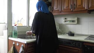 Muslim wife is fucked hard while doing the dishes