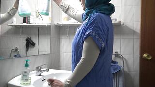 Syrian Refugee Cleaning Maid Lets German Boss Cum Inside Her Vagina