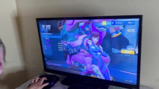 Hot GAMER Girl sucks COCK and gets FUCKED