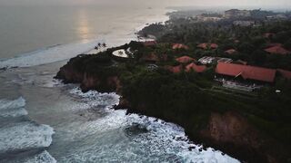 SEA SEX AND SURF // The Sri Lanka VLOG